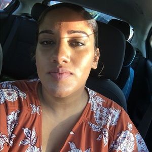 Meet your Posher, Shani